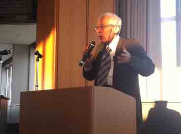 Prof. Hisashi Nakamura of Ryukoku University and the JIPPO Rapeseed Project gives concluding remarks