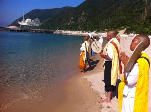 1008465_10151680143678287_1418438617_o